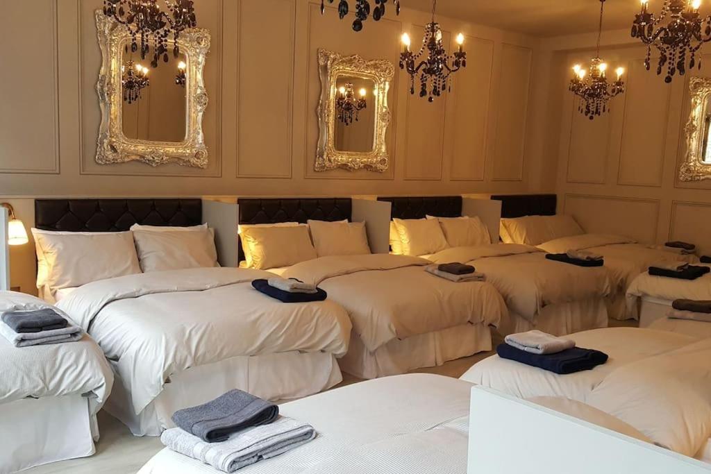 The V.I.P Suite - Sleeps 24! Best For Large Groups Liverpool Exterior photo